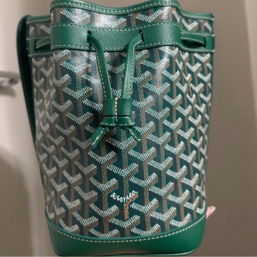 Goyard PETIT FLOT BUCKET
BAG